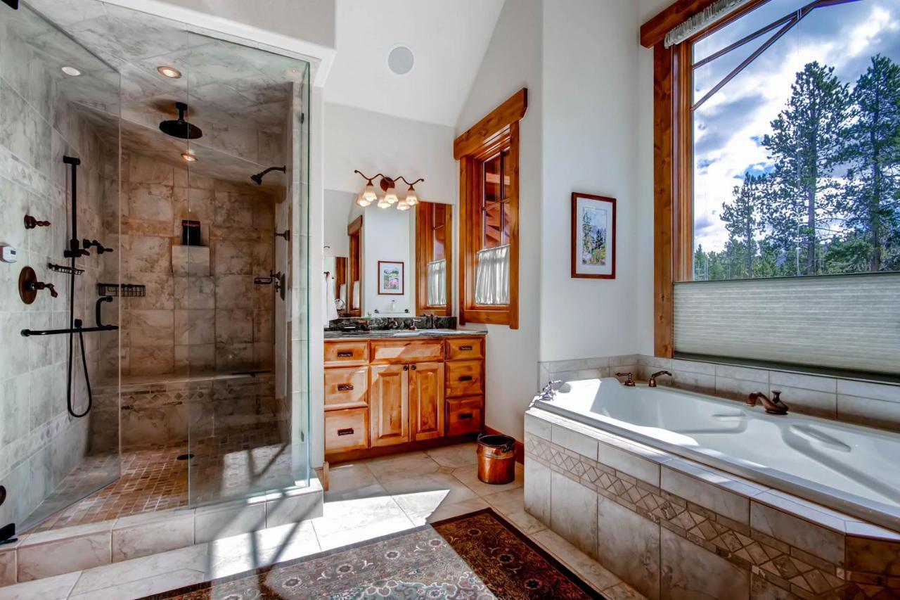 Hatari Lodge Holiday Home Брекенридж Экстерьер фото